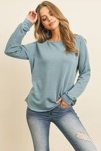 Load image into Gallery viewer, Fleeced Solid French Terry Round Neck Long-Sleeved Top
